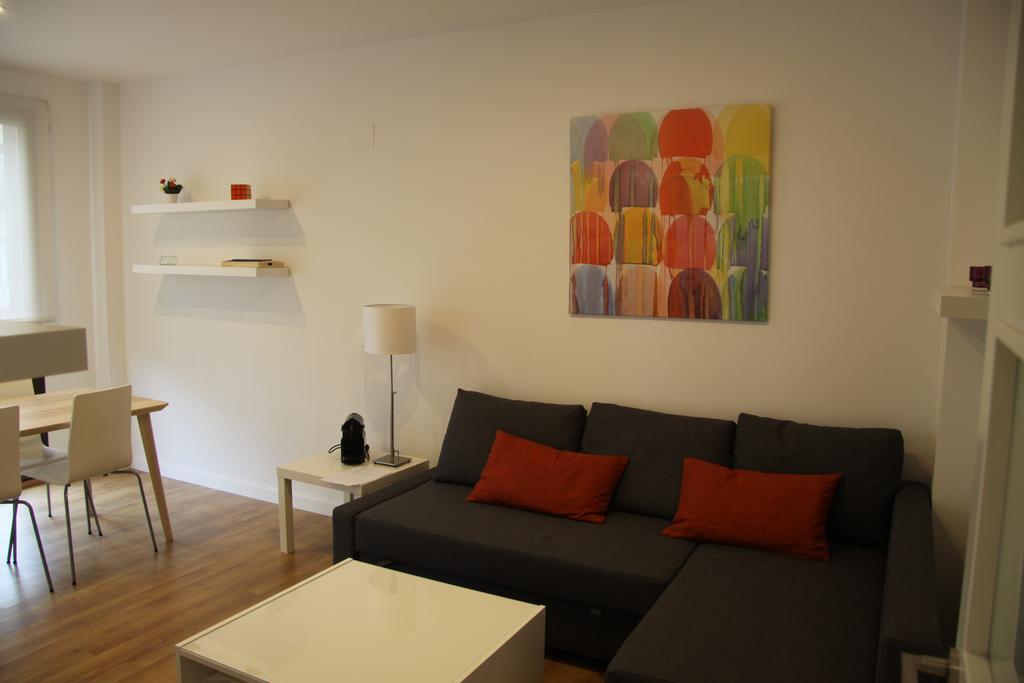 Apartamentos Hiedra Y Tapineria Mercado Central Valencia Eksteriør bilde
